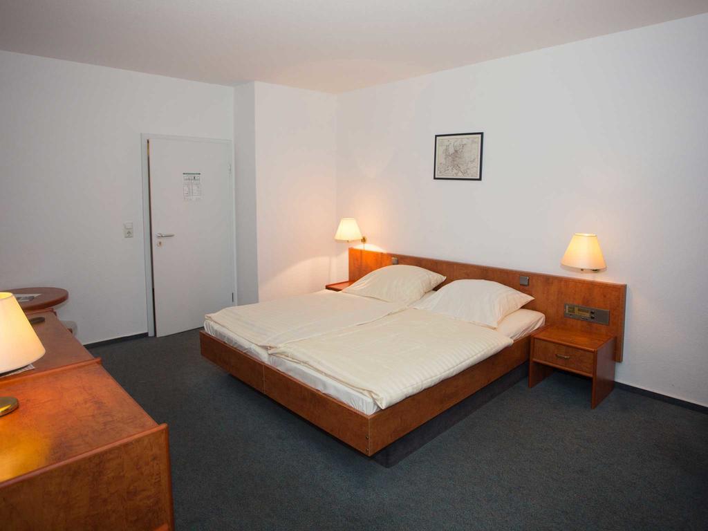 Hotel Zur Stemmer Post Minden (North Rhine-Westphalia) Exterior foto